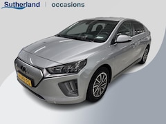 Hyundai IONIQ - Comfort EV 38 kWh | Navigatie | Adaptive cruise control | Keyless