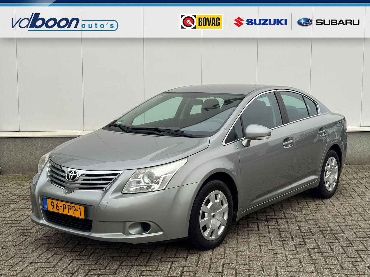 Toyota Avensis - 1.6 VVTi Comfort | Clima | Park.Sens | Trekhaak - AutoWereld.nl