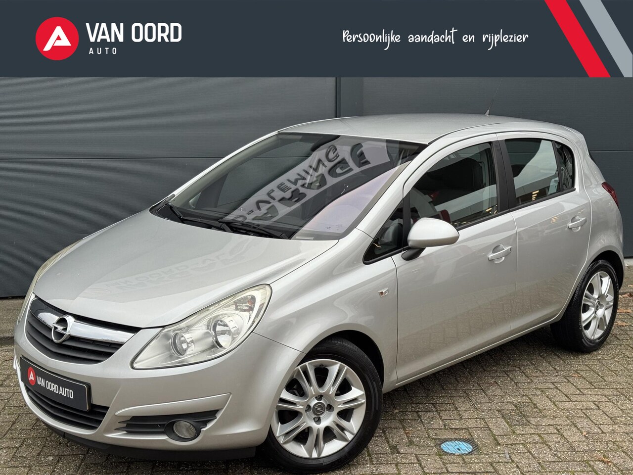Opel Corsa - 1.4-16V Cosmo / 100 % Onderhoud / Geen Import - AutoWereld.nl