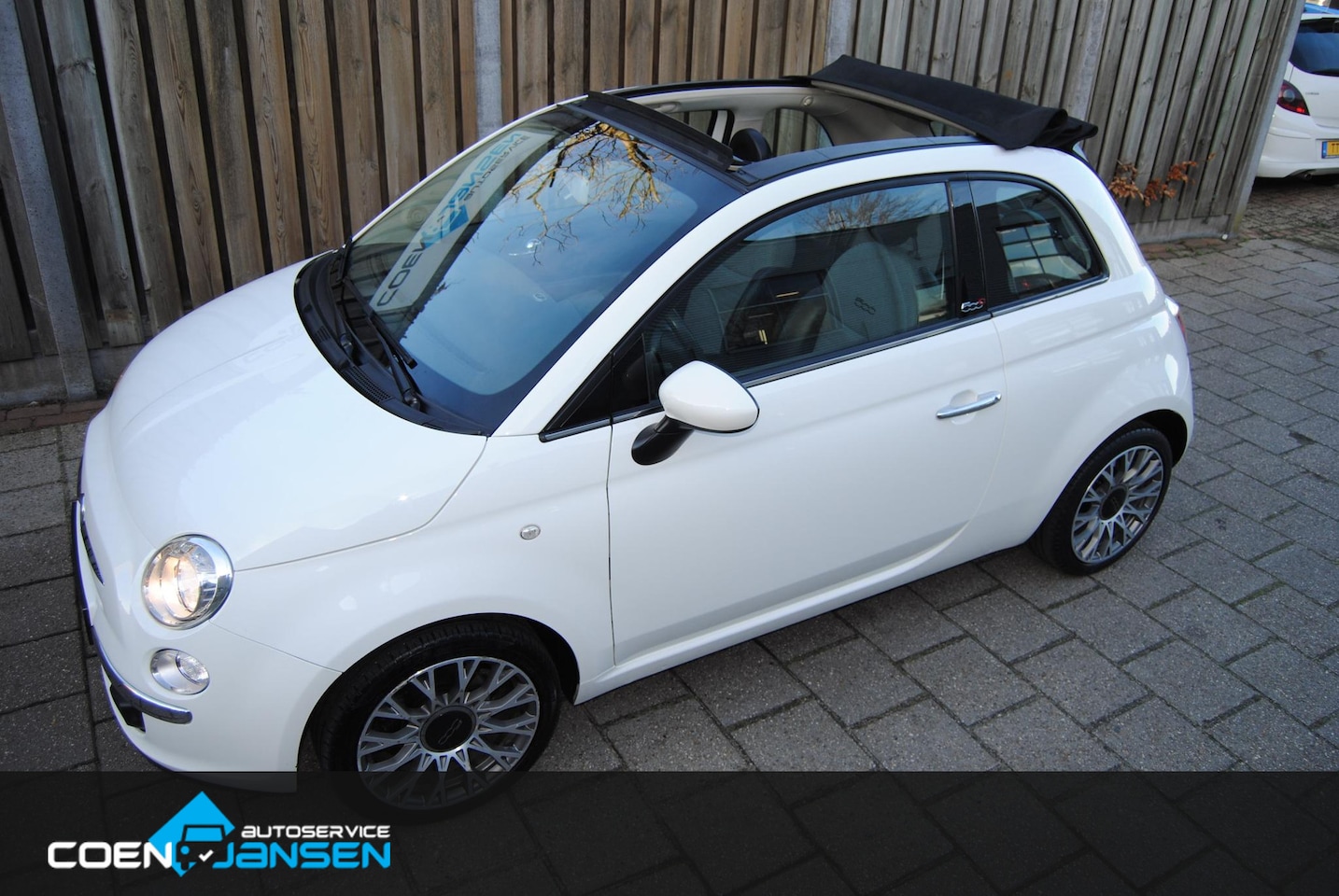 Fiat 500 C - 0.9 TwinAir Turbo Lounge Cabrio, Origineel Nederlandse auto. Lage km stand - AutoWereld.nl