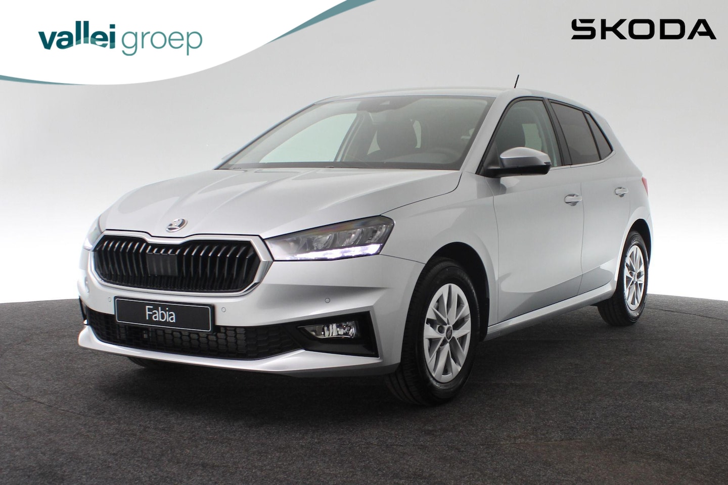 Skoda Fabia - Business Edition 1.0 TSI 70 kW / 95 PK Hatchback | Cruise control | Navigatiesysteem | Key - AutoWereld.nl