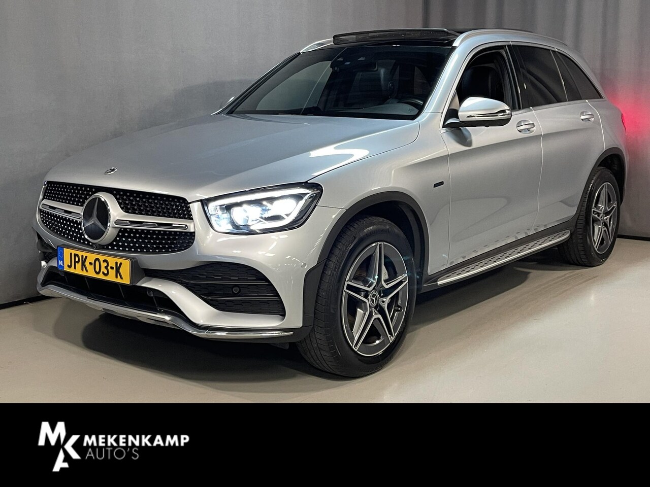Mercedes-Benz GLC-klasse - 300e 4MATIC AMG Line 19"/Panoramadak/Dodehoek/Adaptieve cruise/Keyless/Burmester/Matrix LE - AutoWereld.nl