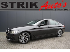 BMW 5-serie - 520i Executive Edition - NAVIGATIE - TREKHAAK - LED - 1e EIGENAAR