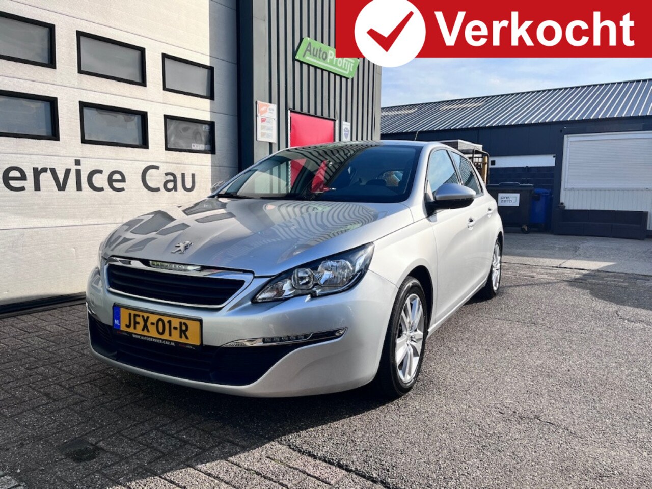Peugeot 308 - 1.2 110PK Navi|Trekhaak|Clima|LED|17inch - AutoWereld.nl