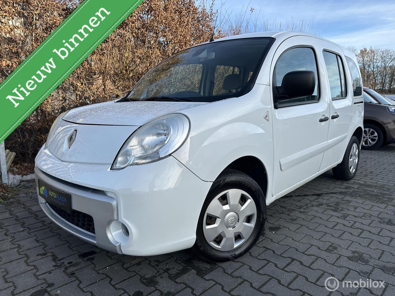 Renault Kangoo Family - 1.6-16V Expression 1.6-16V Expression - AutoWereld.nl