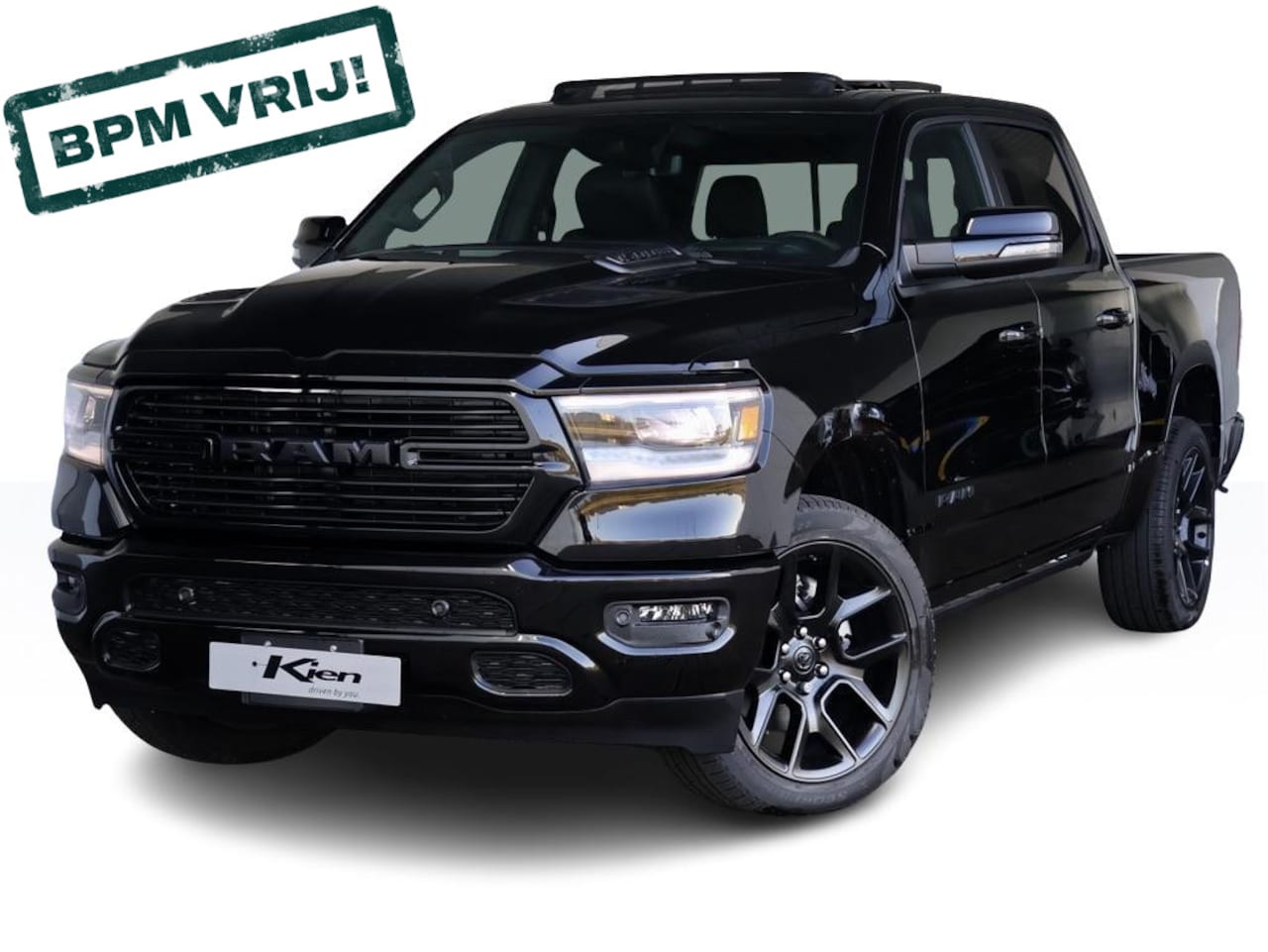 Dodge Ram 1500 - 5.7 V8 4x4 Crew Cab Sport Night Edition | Elektrisch Sidebars | Pano-Dak | Groot Navi | eT - AutoWereld.nl