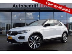 Volkswagen T-Roc - 2.0 TSi 190pk Automaat 4Motion Sport LED | Panoramadak | Virtual | Beats Audio | Carplay |