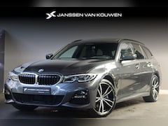 BMW 3-serie Touring - 330e xDrive M Sport Panoramadak Laser Harman Kardon Head-Up