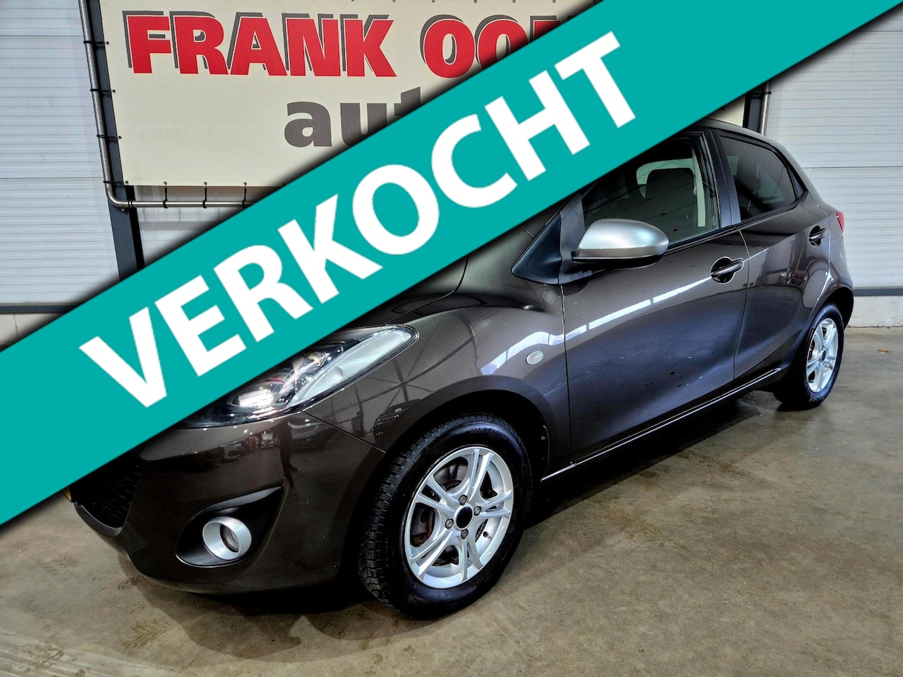 Mazda 2 - 1.3 84PK Silver Edition + NAP|2e eigenaar|Climate control|Trekhaak|Stoelverw.|Bluetooth|Ca - AutoWereld.nl