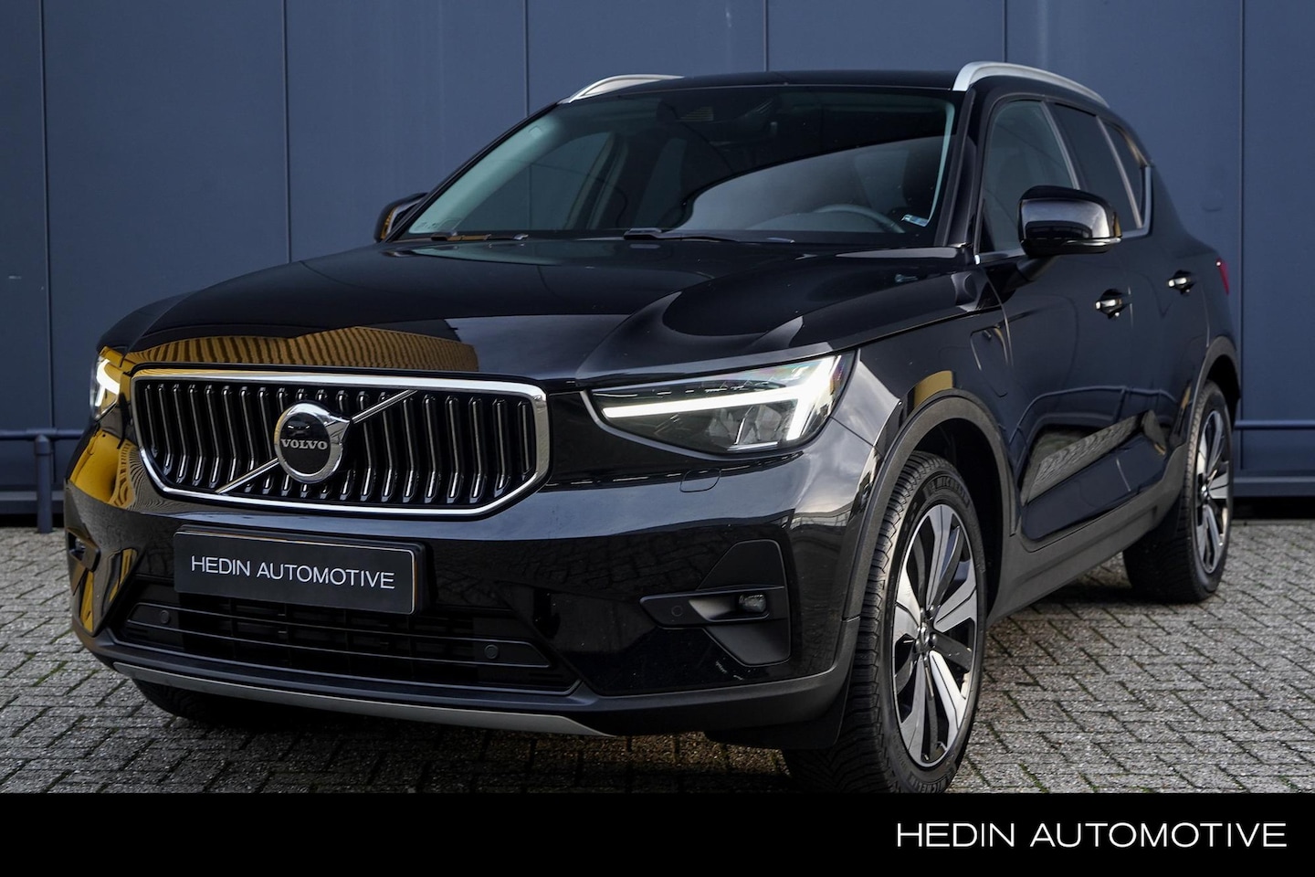 Volvo XC40 - 1.5 T4 Plug-in hybrid Ultimate Bright | Pilot assist | Dode hoek detectie | Trekhaak | Pan - AutoWereld.nl