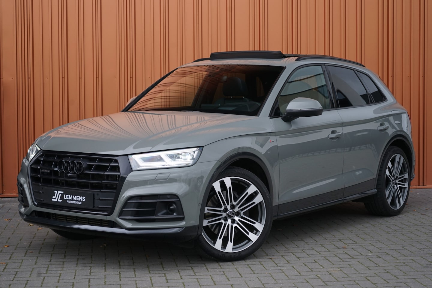Audi Q5 - 55 TFSI e Competition 367PK Quattro Panodak S-Stoelen Luchtv ACC Head up 360camera - AutoWereld.nl