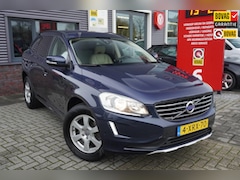 Volvo XC60 - 2.0 T5 FWD Kinetic / Stoelverwarming / Climate control / Bluetooth / Trekhaak
