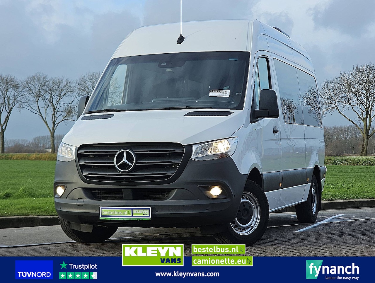 Mercedes-Benz Sprinter - 317 L2H2 9-Pers + Lift ! - AutoWereld.nl