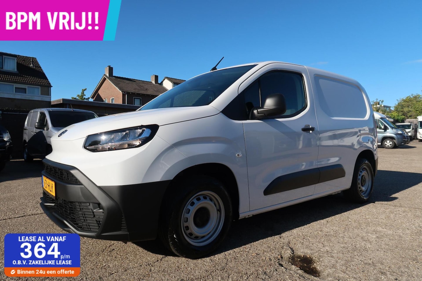Toyota ProAce City - !NIEUW! | 10JR GARANTIE & BPM VRIJ! - AutoWereld.nl
