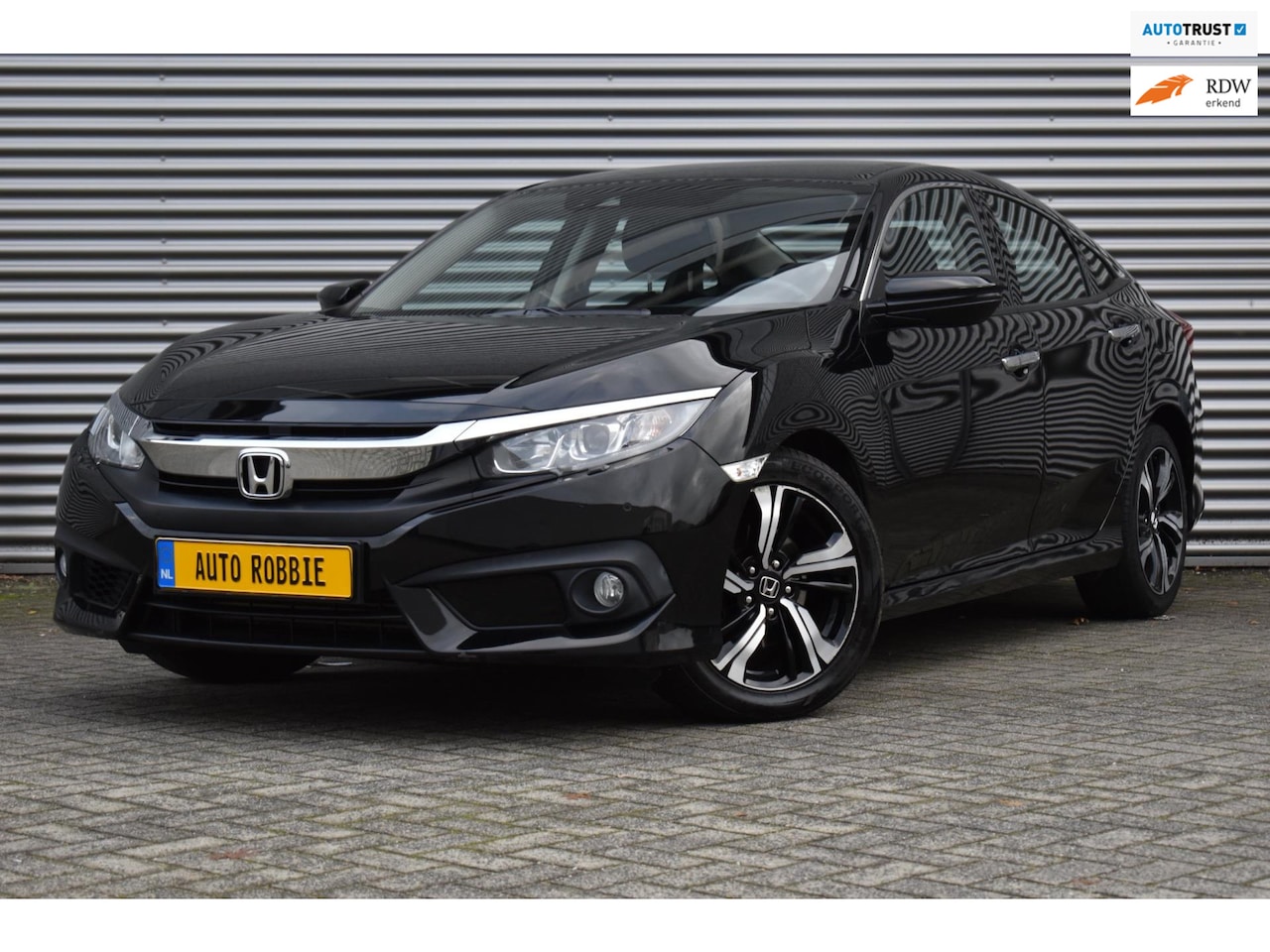 Honda Civic - 1.5 i-VTEC 182-PK Elegance, Airco, Ecc, Navi, Camera. - AutoWereld.nl