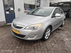 Opel Astra - 1.4 Turbo Edition