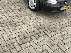 Opel Corsa - 1.2i-16V CDX