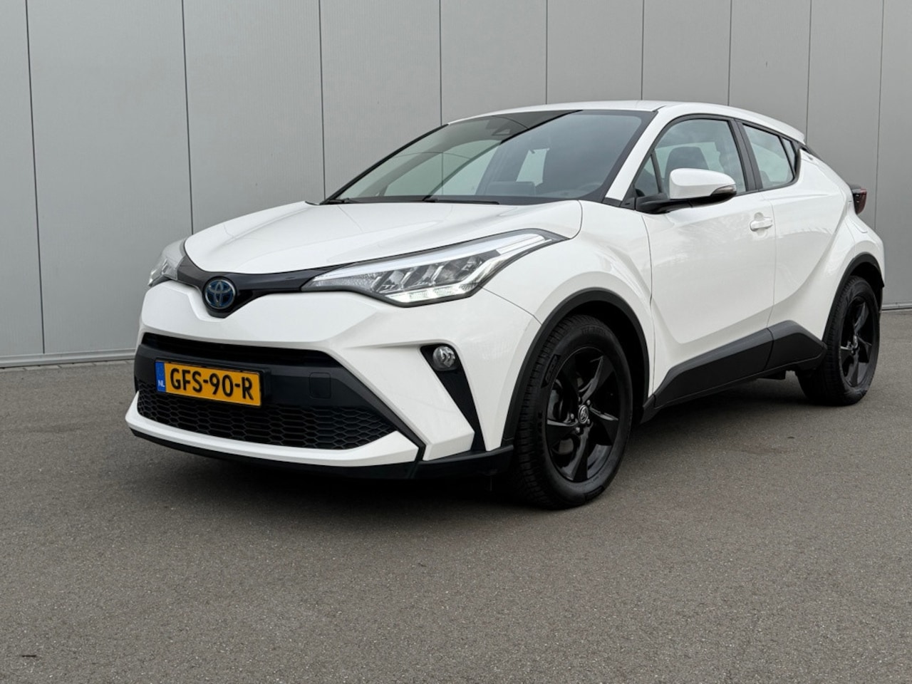 Toyota C-HR - 1.8 Hybrid Active apple carplay camera keyless - AutoWereld.nl