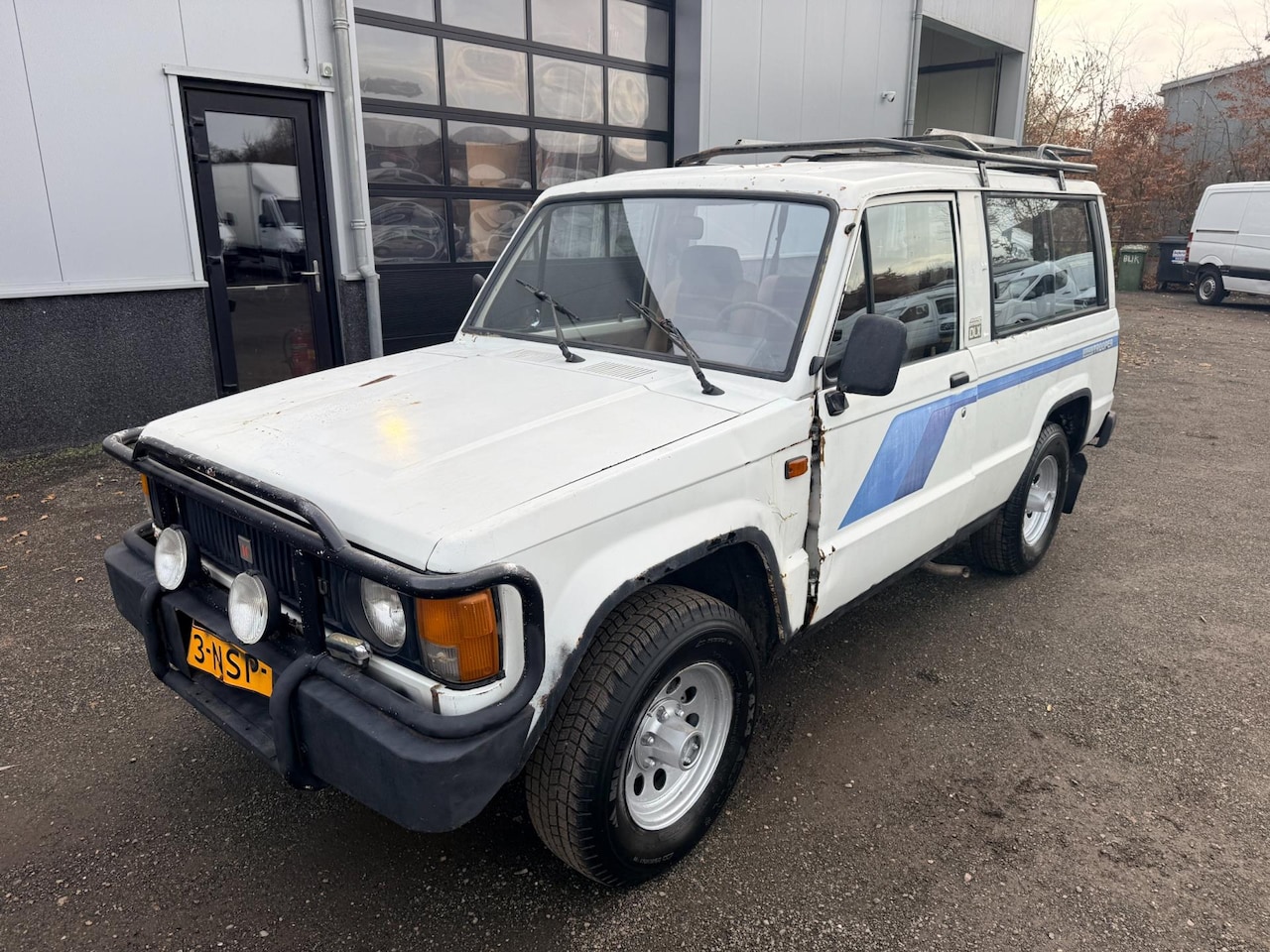 Isuzu Trooper 4x4 - 1.9 Benzine / LPG Opknapper - AutoWereld.nl