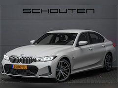 BMW 3-serie - 330e High Executive M-Sport Trekhaak Stoelverwarming HiFi 19"