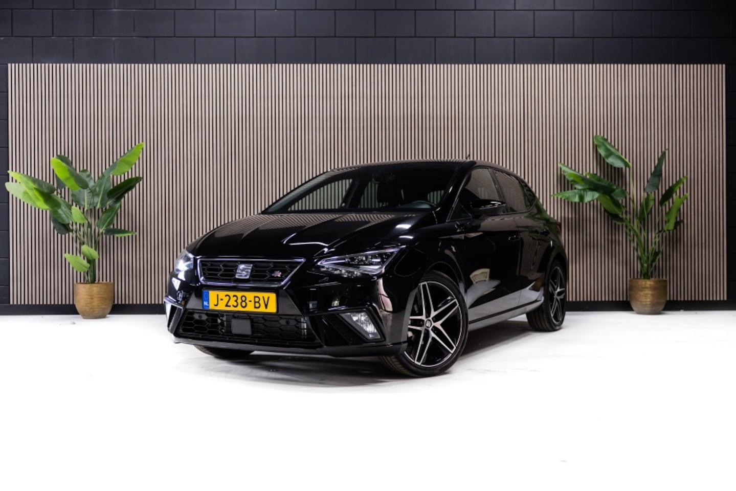 SEAT Ibiza - 1.0 TSI FR BnsInt. | Virtual | Camera | Zwarte Hemel | - AutoWereld.nl