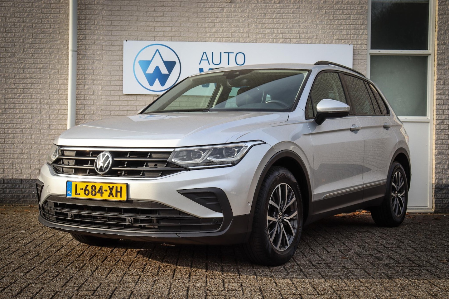 Volkswagen Tiguan - 1.5 TSI DSG 150PK IQ-Light mj2021 Trekh/stuurverw/autom A-klep - AutoWereld.nl