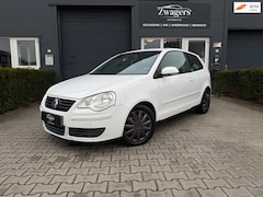 Volkswagen Polo - 1.2-12V Trendline | Nw.apk | Airco | Elek.r |