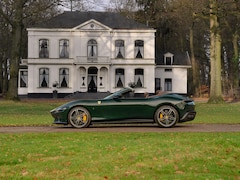 Ferrari Roma Spider - 3.9 V8 | Verde British | Pass. display | Carbon stuur