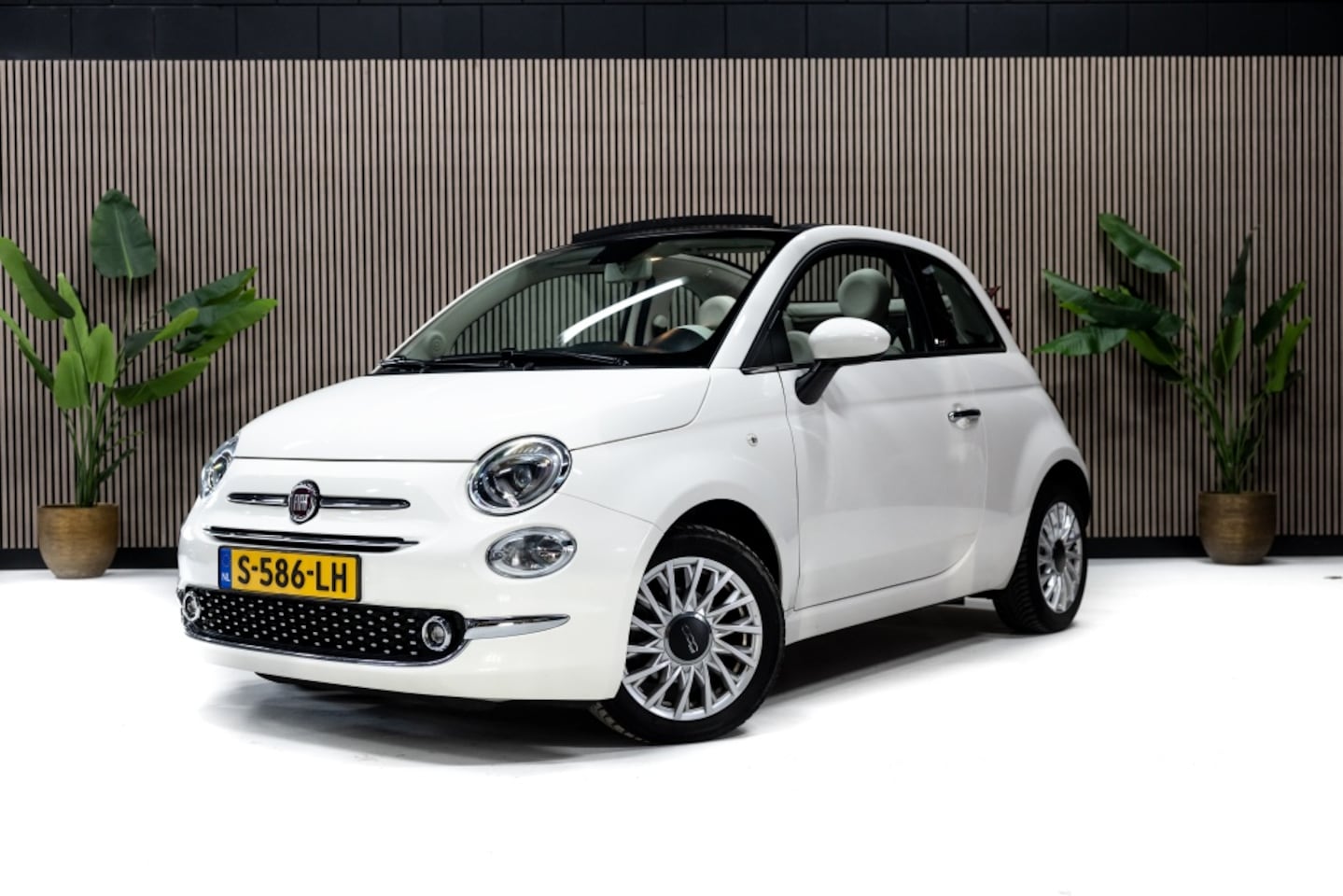 Fiat 500 - 0.9 TwinAir T Lounge | CarPlay | Climate Control | - AutoWereld.nl