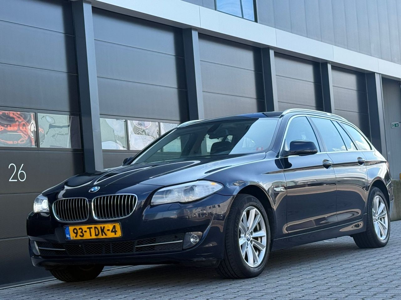 BMW 5-serie Touring - 520D Xenon Leer Clima - AutoWereld.nl