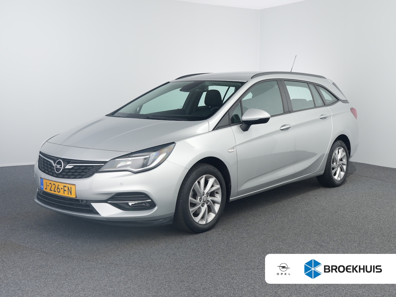 Opel Astra Sports Tourer - 1.2 Edition | Apple Carplay/Android Auto|telefoonintegratie premium | Cruise control | Ele - AutoWereld.nl