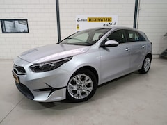 Kia Cee'd - Ceed 1.0 T-GDi DynamicLine Climate controle| Navigatiesysteem | Parkeersensoren | Cruise c