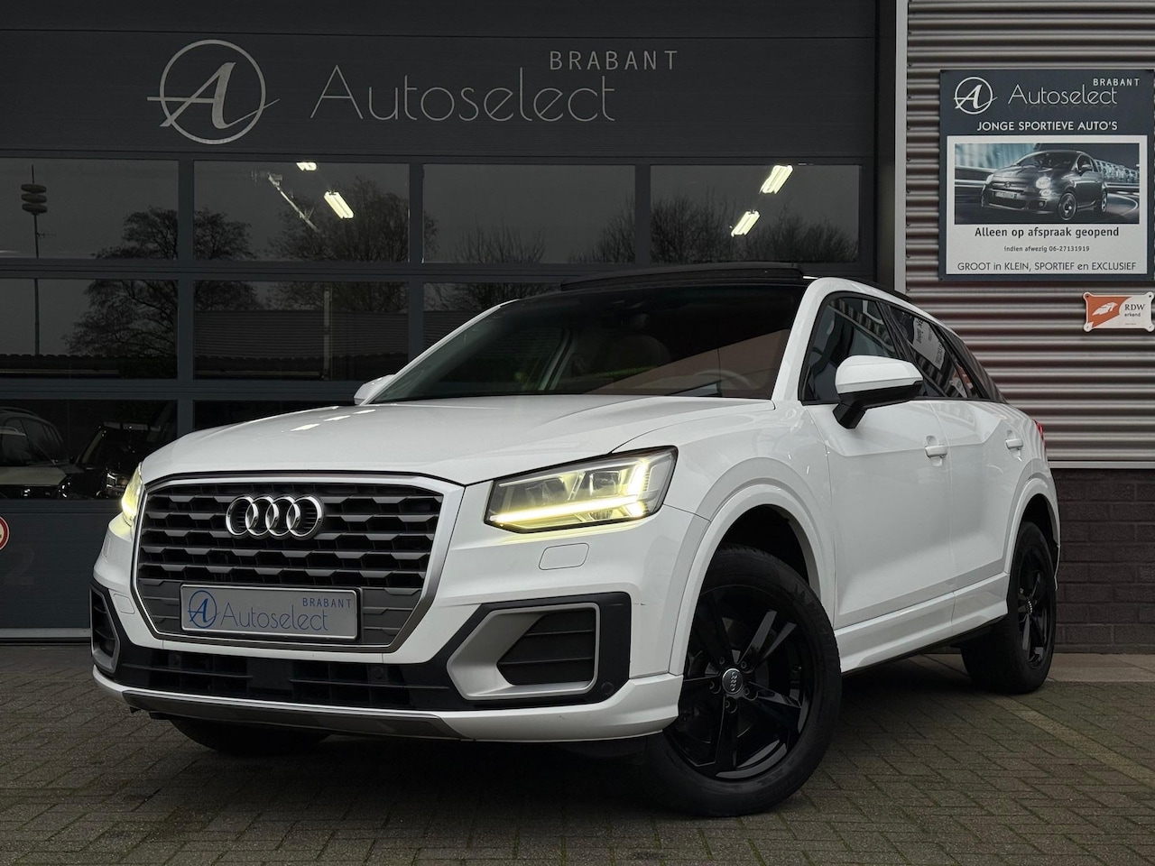 Audi Q2 - 1.4 TFSI CoD Sport Pano Navi LED - AutoWereld.nl