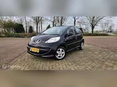 Peugeot 107 - 1.0-12V XS
