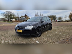 Volkswagen Golf - 1.6 Comfortline