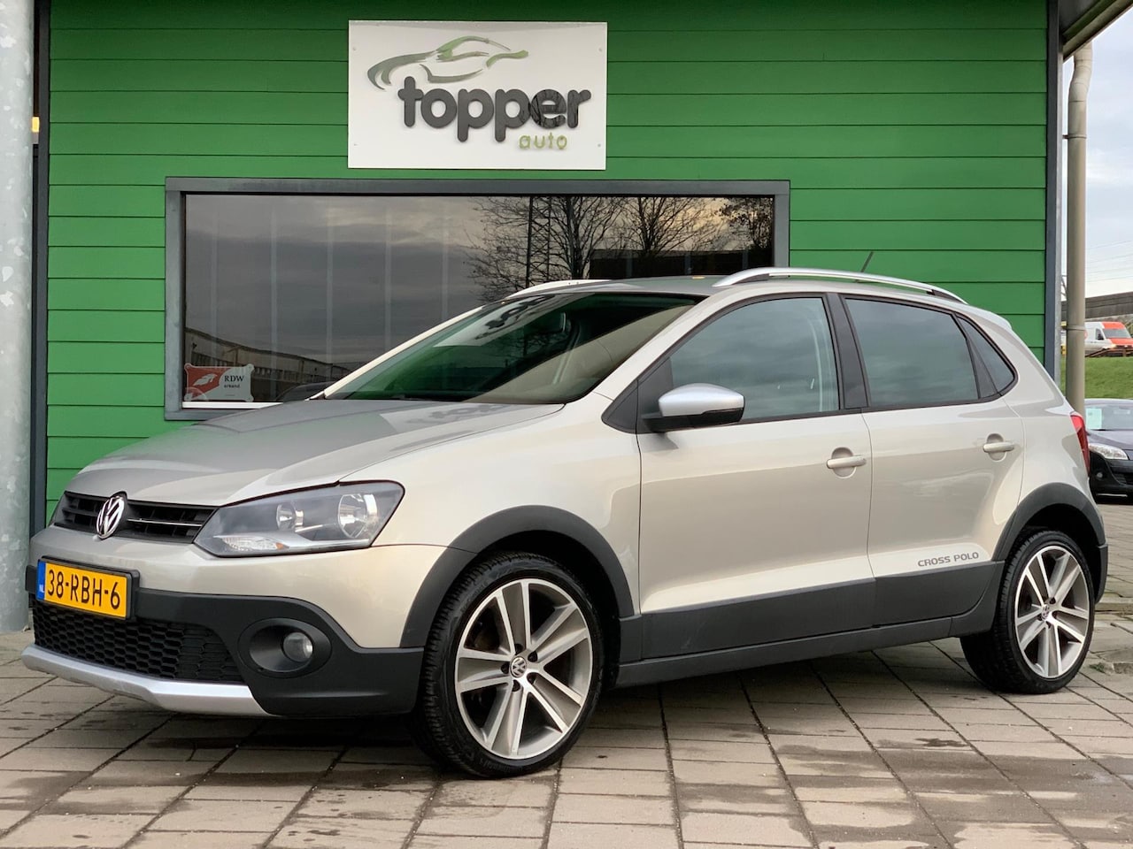 Volkswagen Polo - 1.2 TSI Cross | Automaat | Cruise Control | Navi |Elekt.Ramen | - AutoWereld.nl
