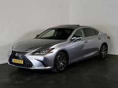Lexus ES - 300h Business Line | Leder | Navigatie | Stoelverwarming |