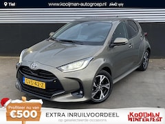 Toyota Yaris - 1.5 Hybrid 115 First Edition Navigatie Apple CarPlay/Android Auto, achteruitrij camera, ad