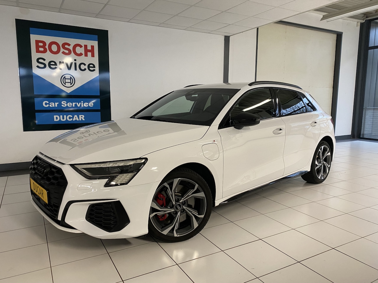 Audi A3 Sportback - 45 TFSI e S edition Competition 45 TFSI e S edition Competition - AutoWereld.nl