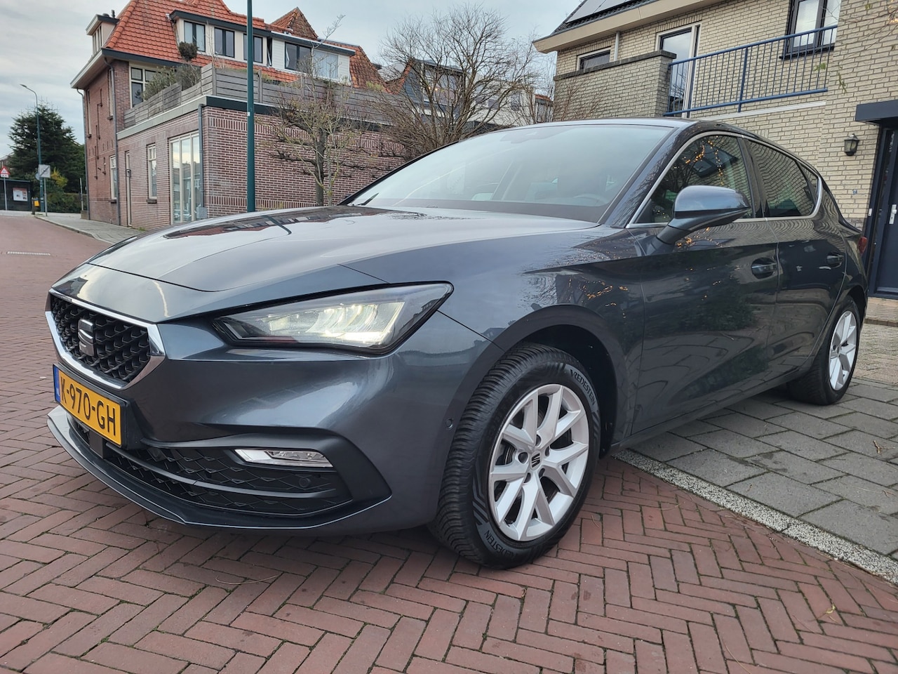 SEAT Leon - 1.0 TSI Style Launch Edition 1.0 TSI Style Launch Edition - AutoWereld.nl
