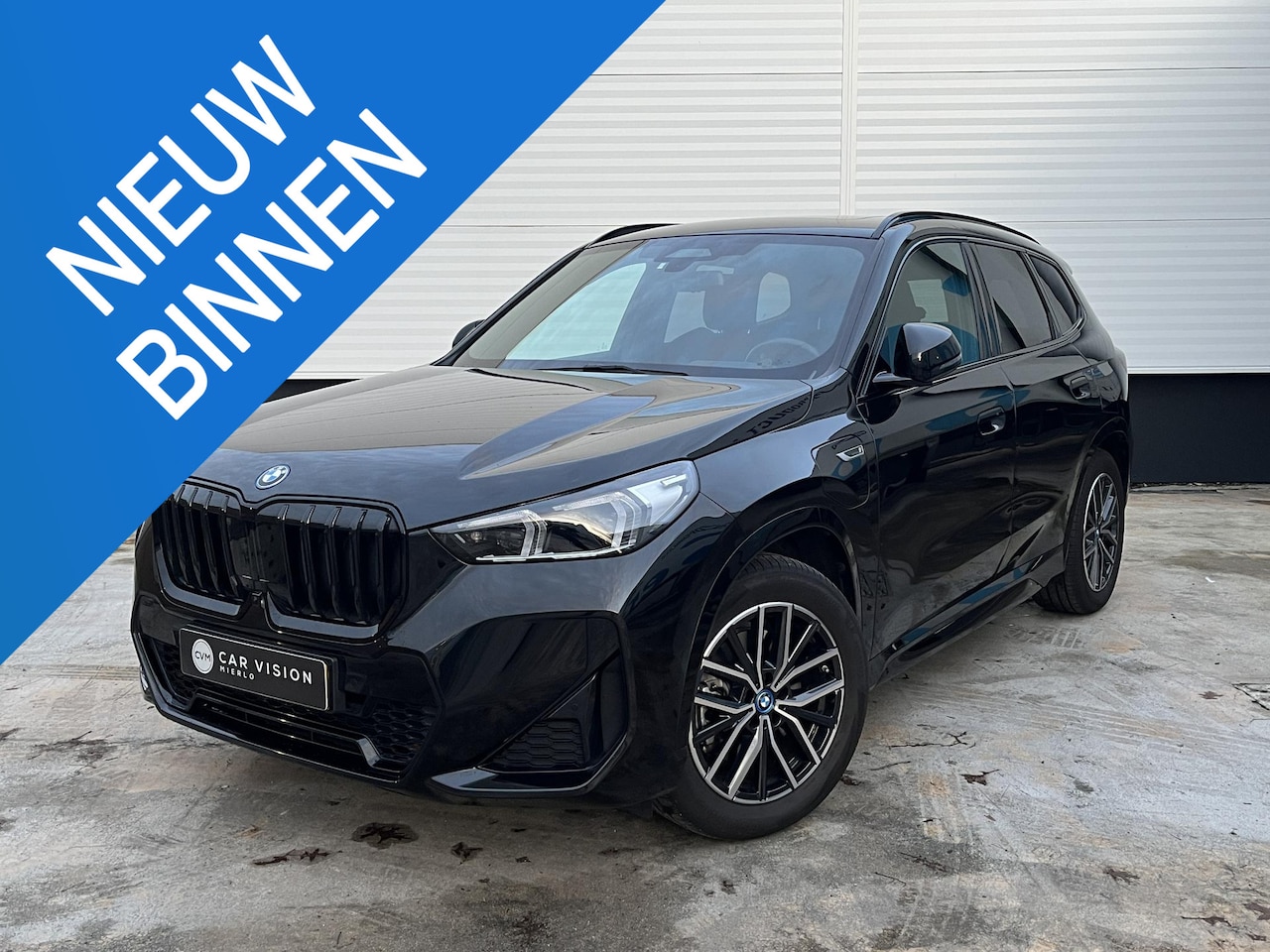 BMW X1 - xDrive30e * M-Sport * Pano * HUD * 360 Camera * NAP - AutoWereld.nl