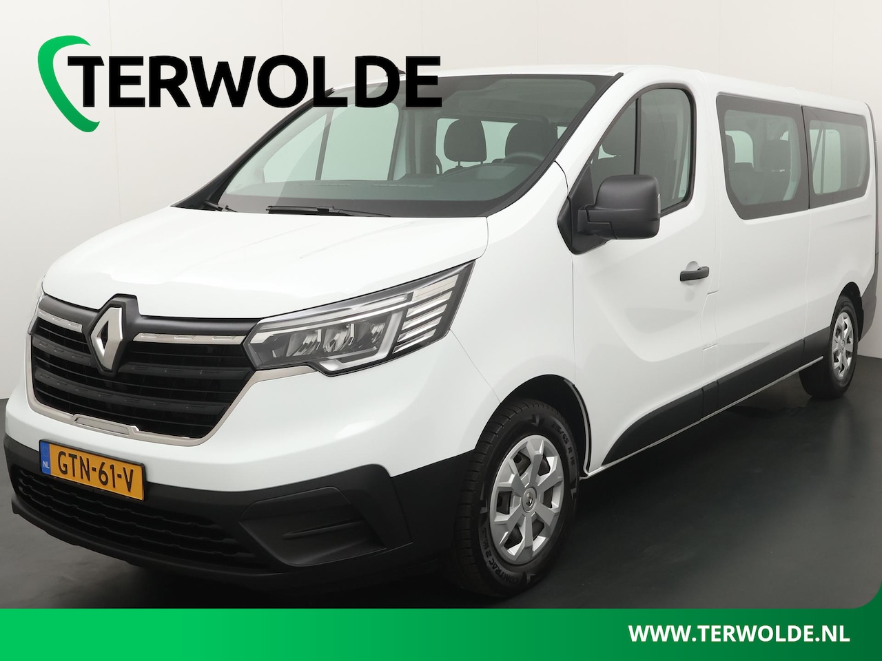 Renault Trafic Passenger - L2 Blue dCi 110 S&S Life | 9 persoons | Trekhaak | Airco | - AutoWereld.nl