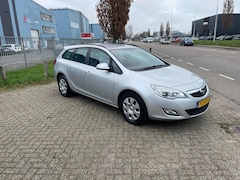 Opel Astra Sports Tourer - 1.4 Turbo Edition Navigatie