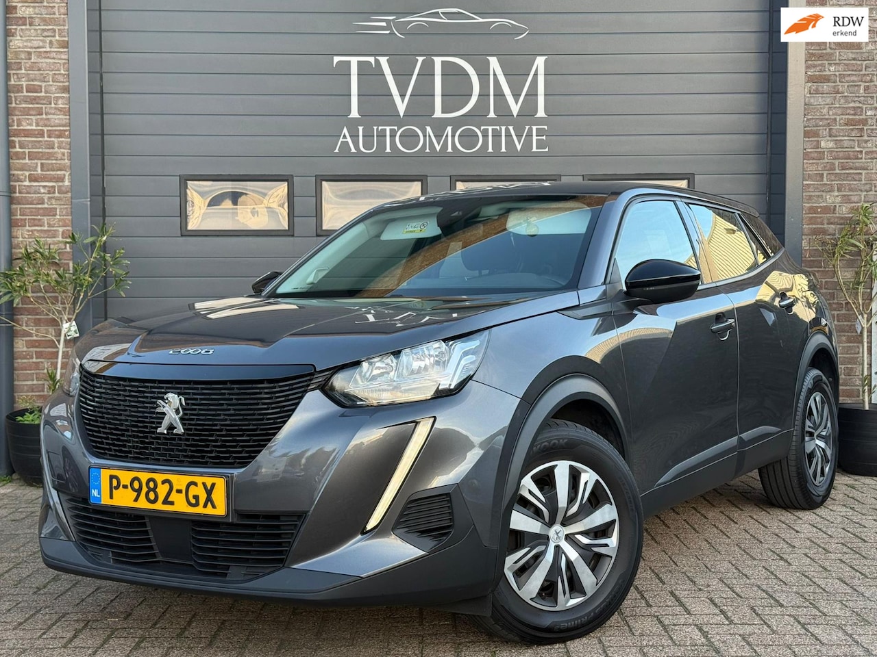 Peugeot 2008 - 1.2 PureTech Active|NAVI|CLIMATE CONTROLE - AutoWereld.nl
