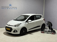 Hyundai i10 - 1.0i i-Motion Comfort Plus // FIETSENDRAGER INCLUSIEF // NETTE STAAT //
