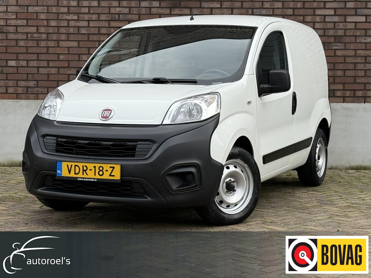 Fiat Fiorino - 1.4 BENZINE / 78 PK / Airco / ALL-Season / Touchscreen met Bluetooth / PDC / 1e eigenaar / - AutoWereld.nl