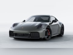 Porsche 911 - Carrera 4 GTS