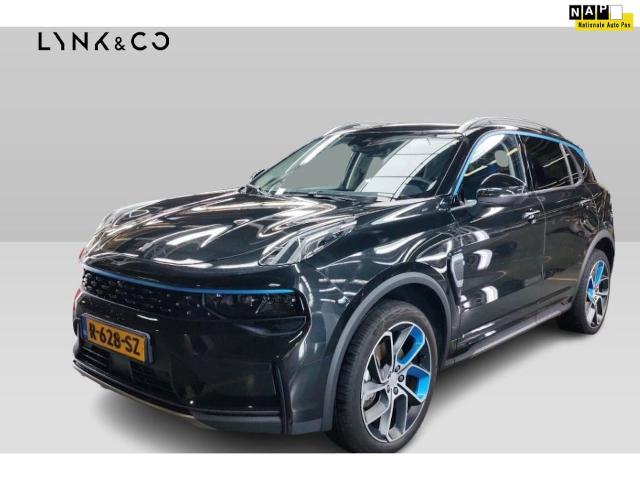 Lynk & Co 01 - 1.5 261pk PHEV 7DCTH | Orig.NL | PanoramaDak | 360 graden Camera | Carplay | - AutoWereld.nl