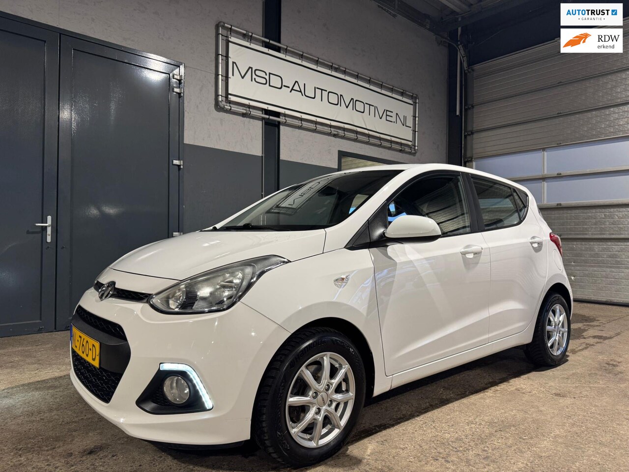 Hyundai i10 - 1.0i i-Motion Premium Facelift LED - AutoWereld.nl