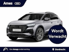 Audi Q4 e-tron - 45 S Edition 82 kWh | Achteruitrijcamera | Optiekzwart | 286 pk